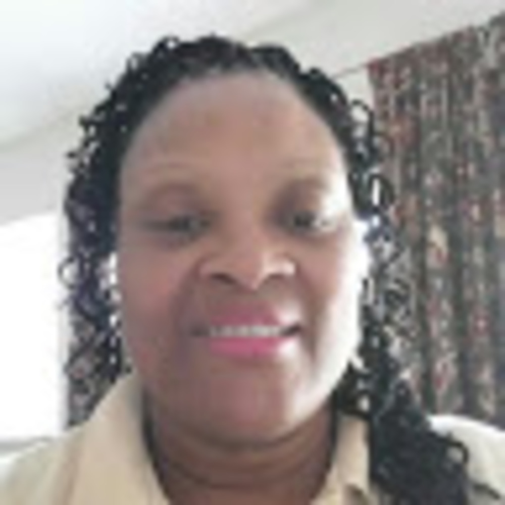 Meet your Posher, Gloria